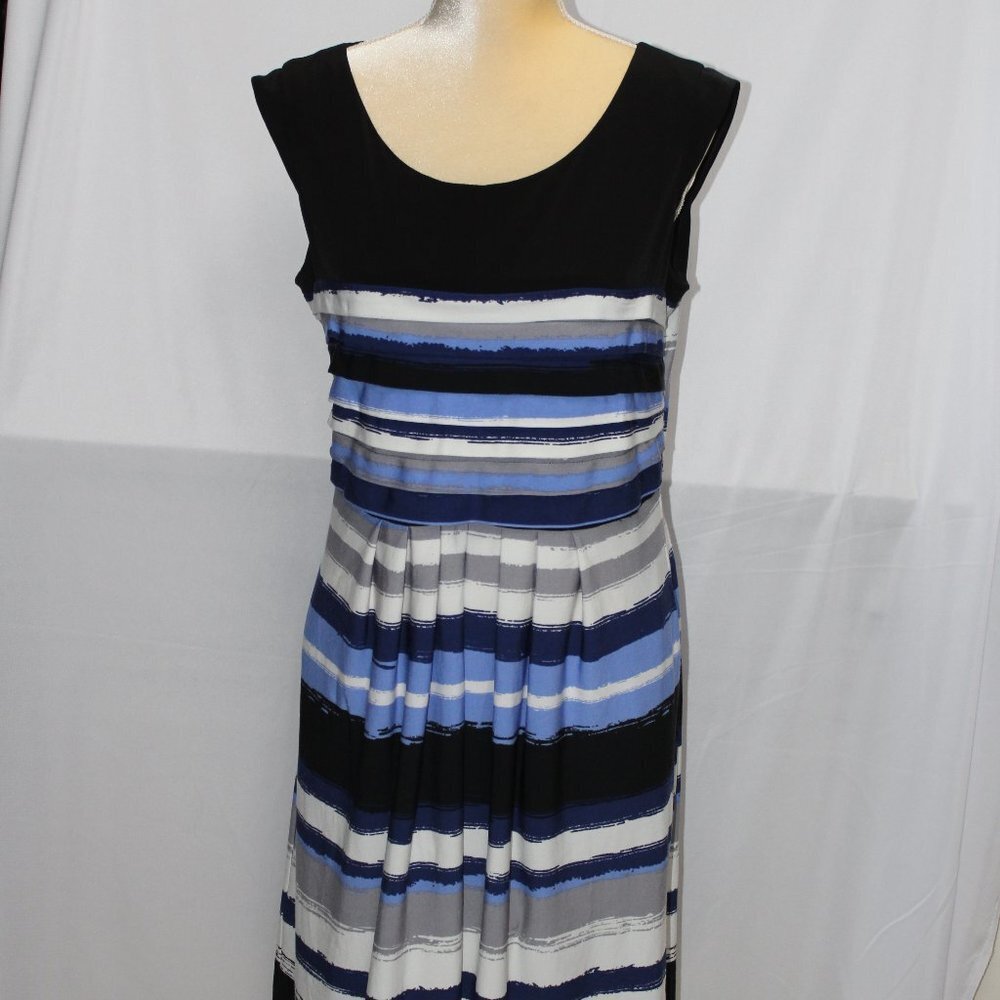 Sandra Darren Blue, Gray & White Stripes